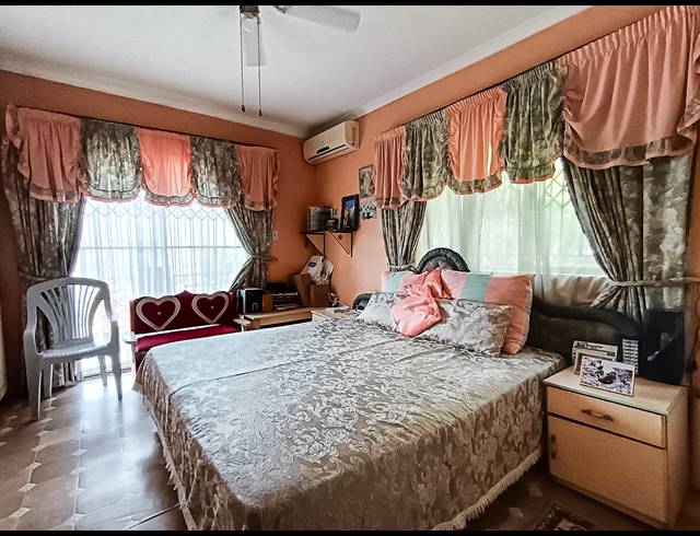 4 BEDROOM HOUSE FOR SALE IN AVOCA